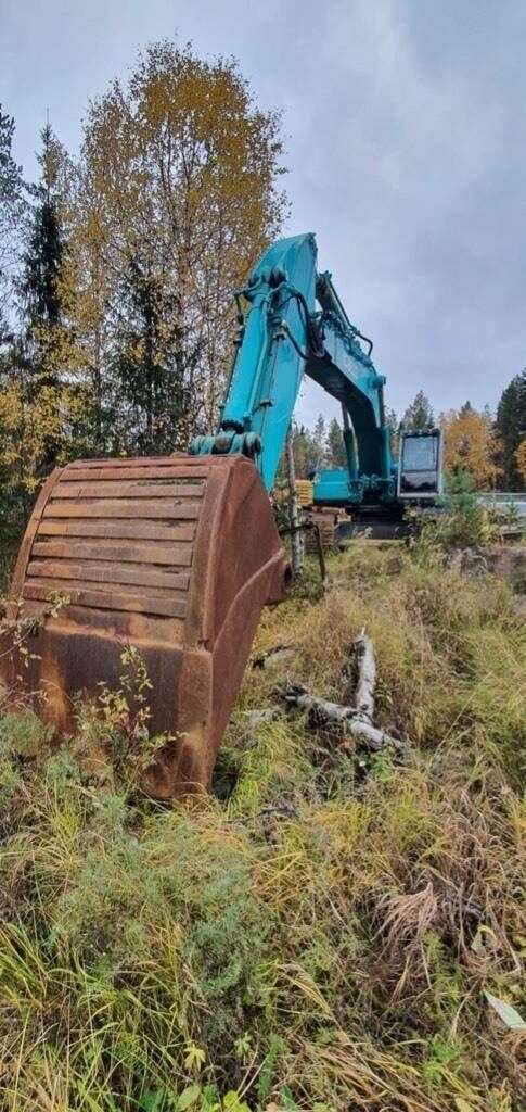 حفارة مجنزرة Kobelco SK 460 LC