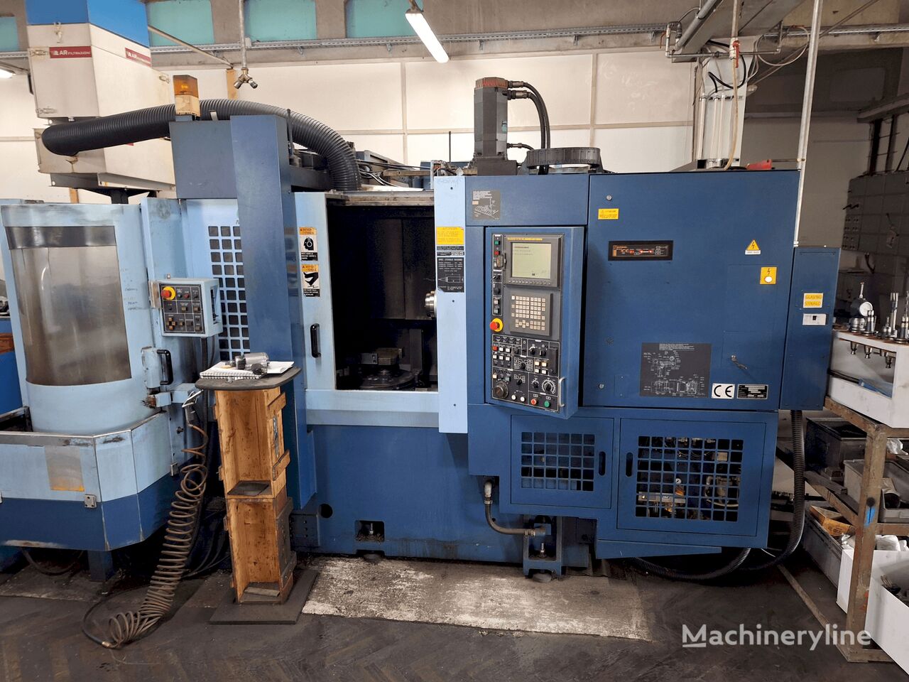 ماكينة مشغولات معدنية أخرى Fanuc Series 18i-M