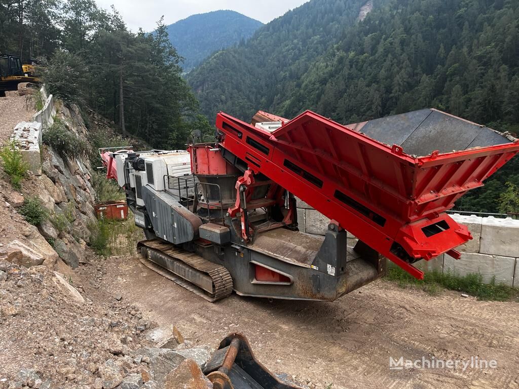 الكسّارة المتنقلة Sandvik QS331